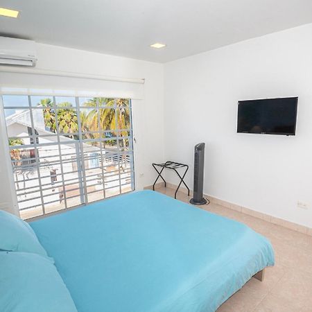 By The Sea Guest House San Andrés 外观 照片